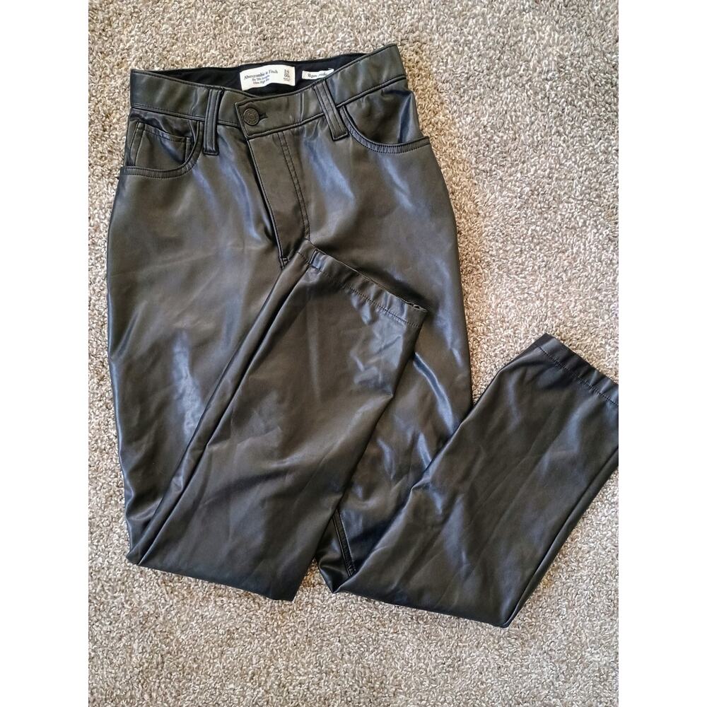Abercrombie 90s Straight Ultra High Rise Leather Straight Leg Baddie Grunge Edgy